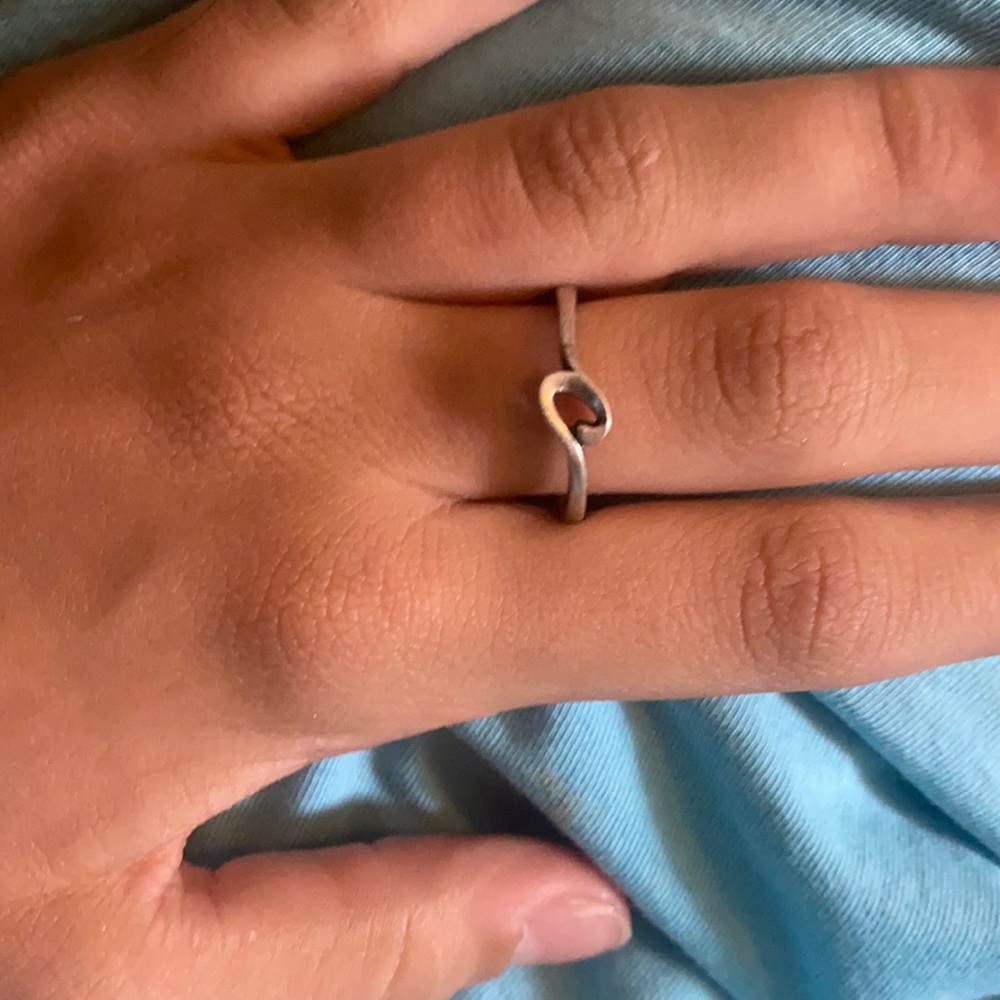 ‼️James Avery size 8 letter “C” ring‼️